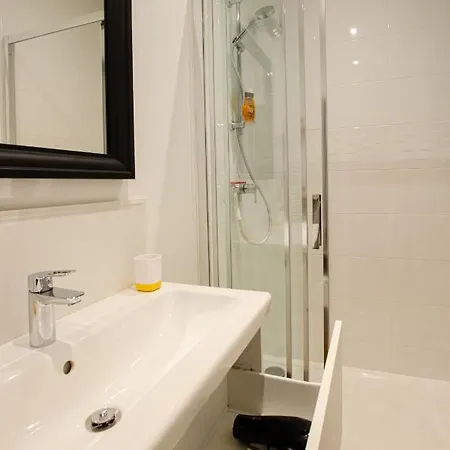 Apartamento Chill And Sun, 2 Calme Avec Terrasse Et Parking