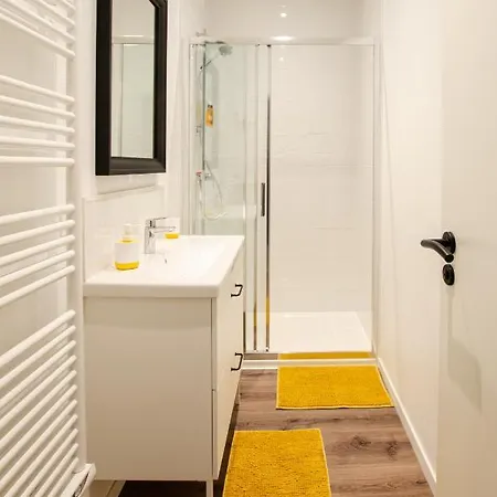 Chill And Sun, 2 Calme Avec Terrasse Et Parking *