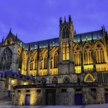 Chill And Sun, 2 Calme Avec Terrasse Et Parking Metz