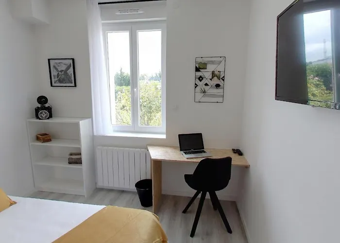 Apartament Chill And Sun, 2 Calme Avec Terrasse Et Parking